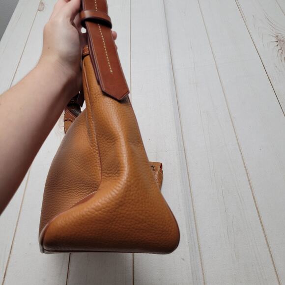 Dooney and Bourke Harrison hobo shoulder bag Brown leather crescent - Picture 6 of 10